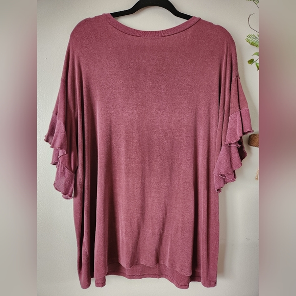 Burgundy Boutique Short Sleeve, Flutter Sleeves, Size Large - Picture 2 of 5